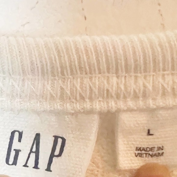 SZ L Gap Sequin Beige and Rose Gold Logo sweatshirt - Picture 6 of 6